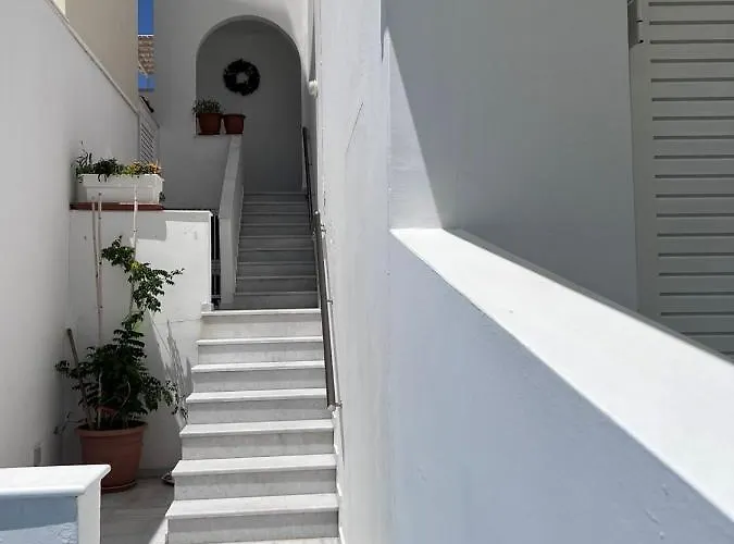 Summer Time إيوس خورا