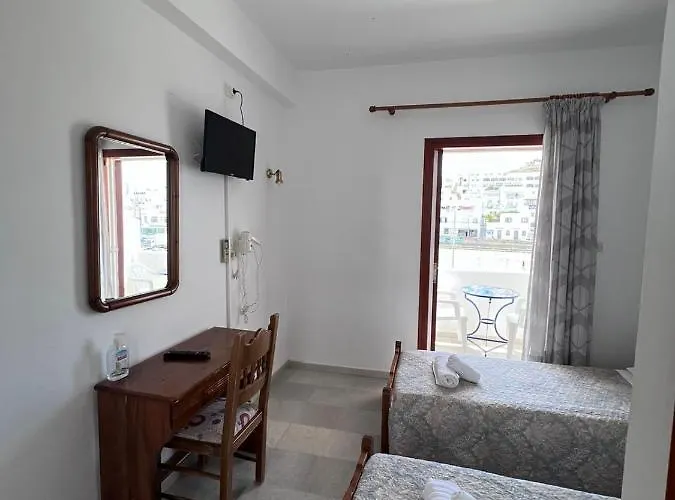 بيت ضيافة Summer Time إيوس خورا