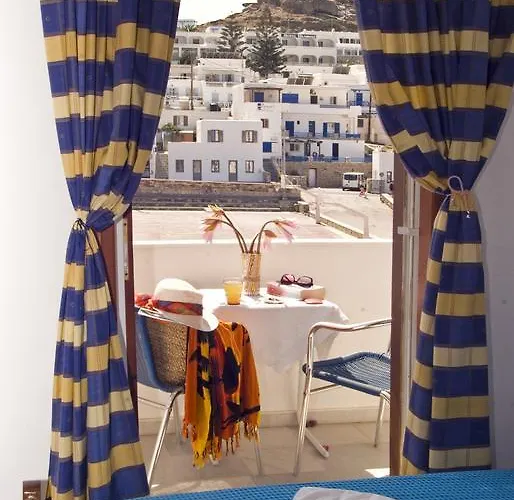 بيت ضيافة Summer Time إيوس خورا